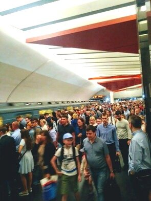 Кризис на Таганско-Краснопресненской линии метро Москвы - фото и свидетельства очевидцев